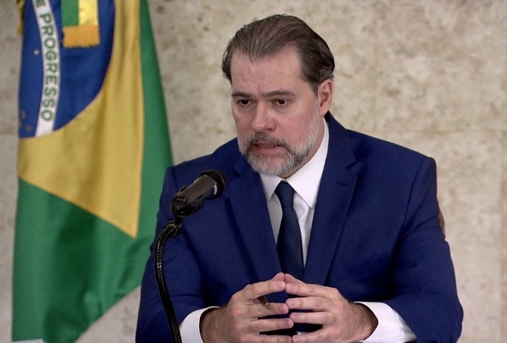 'Atacar o Poder Judiciário é atacar a democracia', diz Toffoli sobre filho de Bolsonaro 