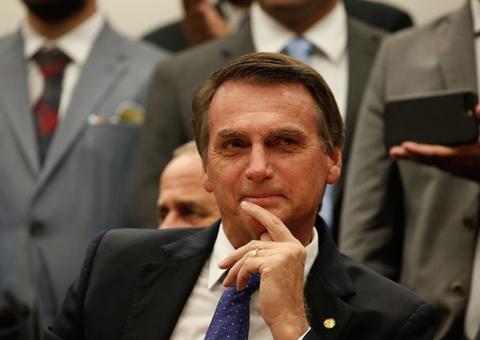 Bolsonaro anuncia equipe de transição do novo governo com foco para a economia 