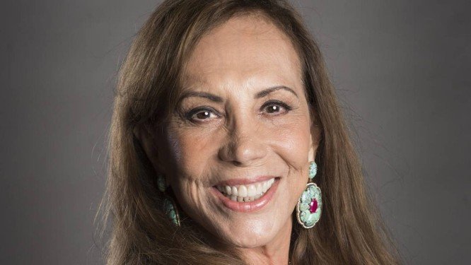 No ar como 'Naná', Arlete Salles comemora 60 anos de carreira e desabafa sobre filhos