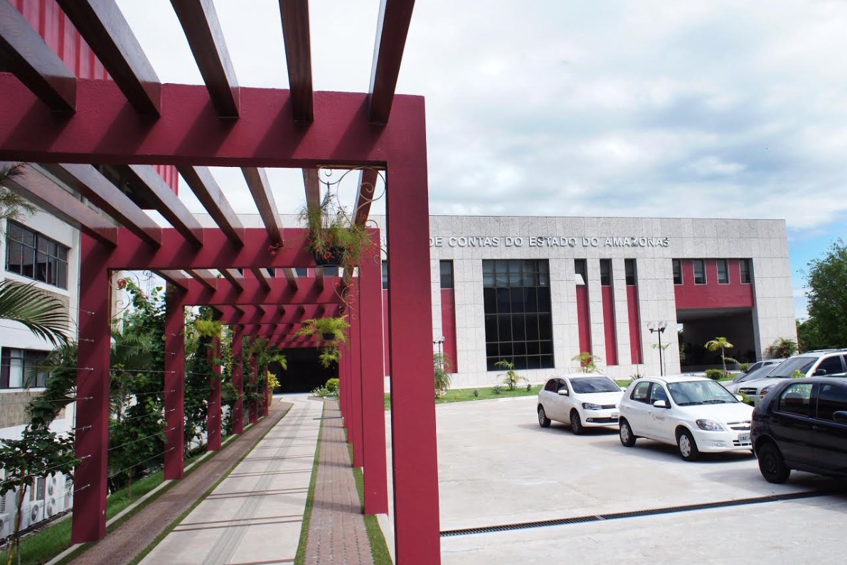 Assembleia aprova pagamentos de datas-bases para servidores do TCE