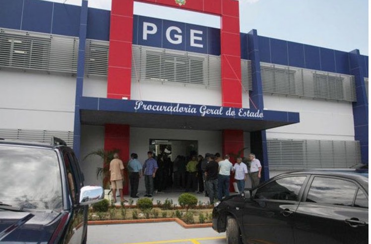 Procuradores veem com preocupação possível indicação de advogado para comandar PGE
