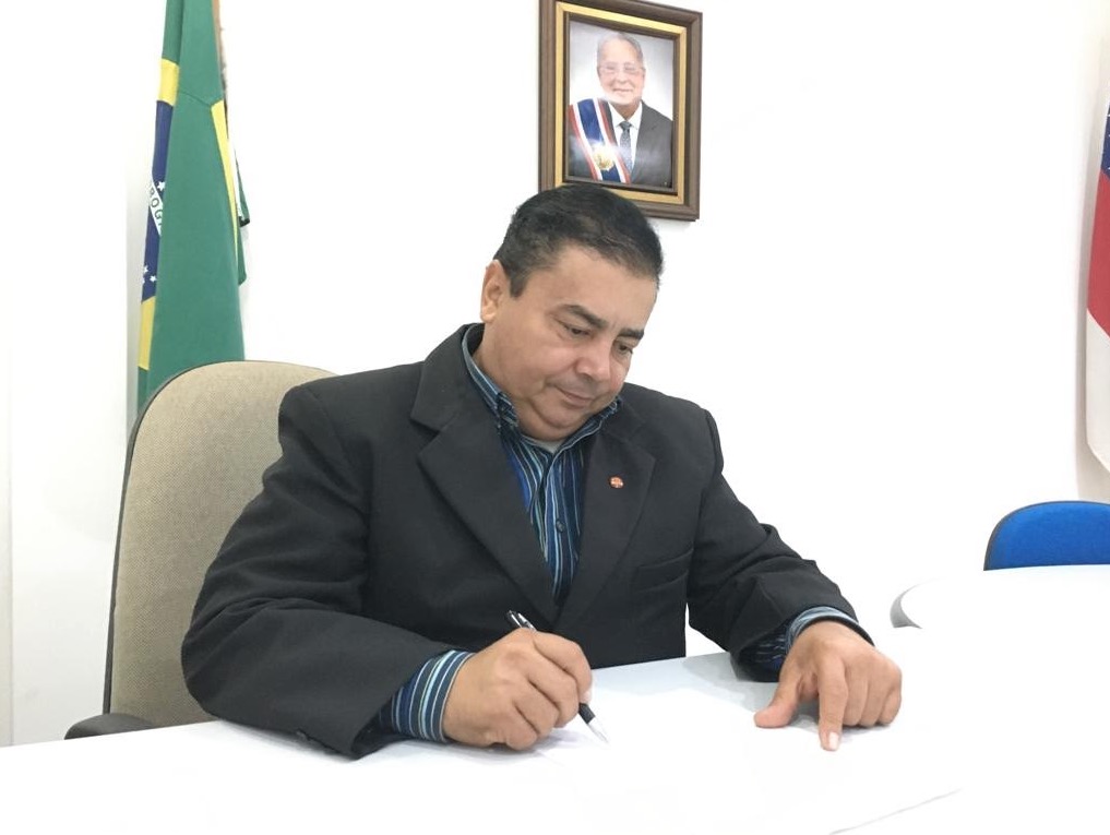 Manoel Oliveira toma posse como novo titular da Setrab 