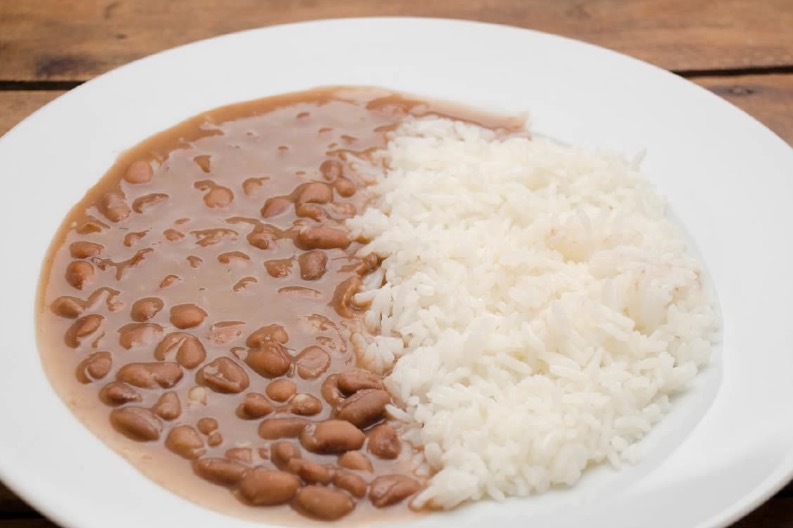 Arroz, feijão e carne são os alimentos mais desperdiçados no Brasil