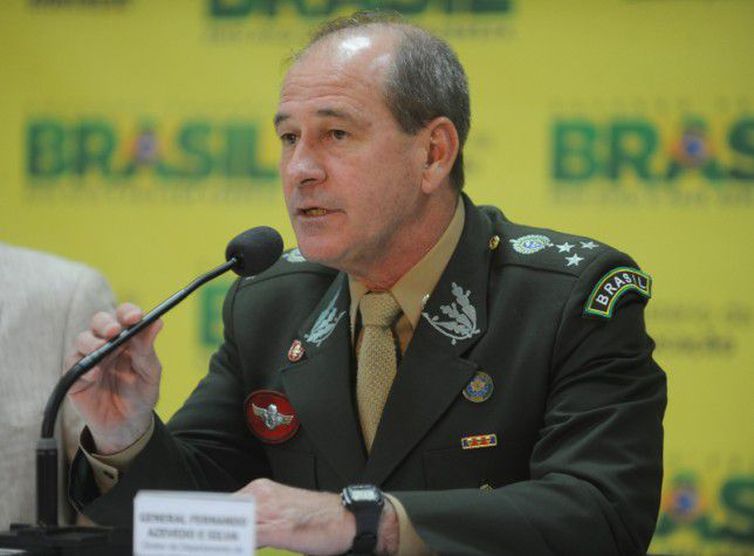 General Fernando Azevedo é anunciado como novo ministro da Defesa