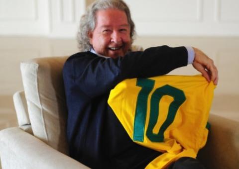 Aos 83 anos, morre criador da camisa da seleção brasileira, Aldyr Schlee 