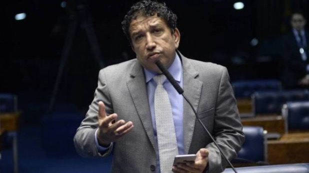 Sem lugar no governo Bolsonaro, Magno Malta está na 'geladeira' da transição