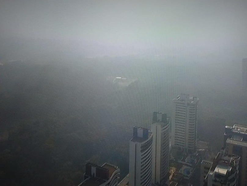 Manaus amanhece encoberta por fumaça neste feriado