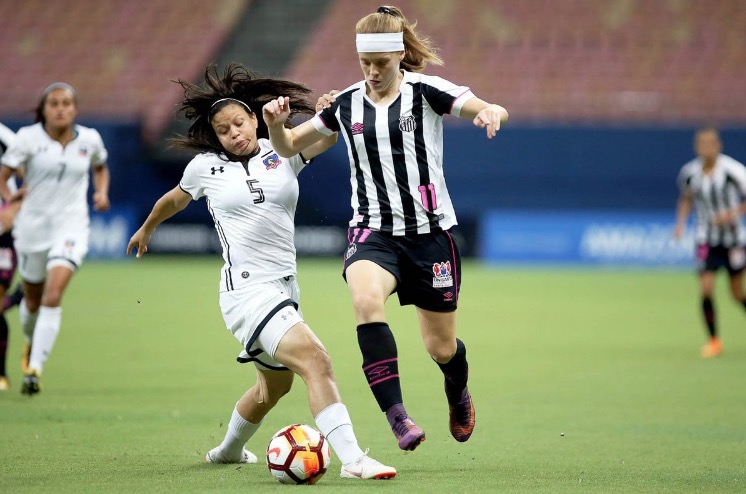 Sereias da Vila goleiam chilenas em estreia da Libertadores, na Arena da Amazônia 