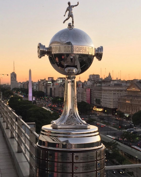  Grande final da Libertadores faz a Argentina parar