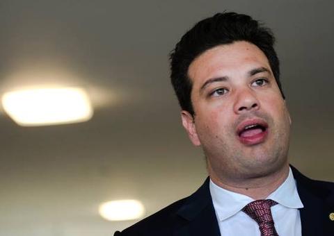 Deputado Leonardo Picciani é parado na Lei Seca e não poderá dirigir por um ano