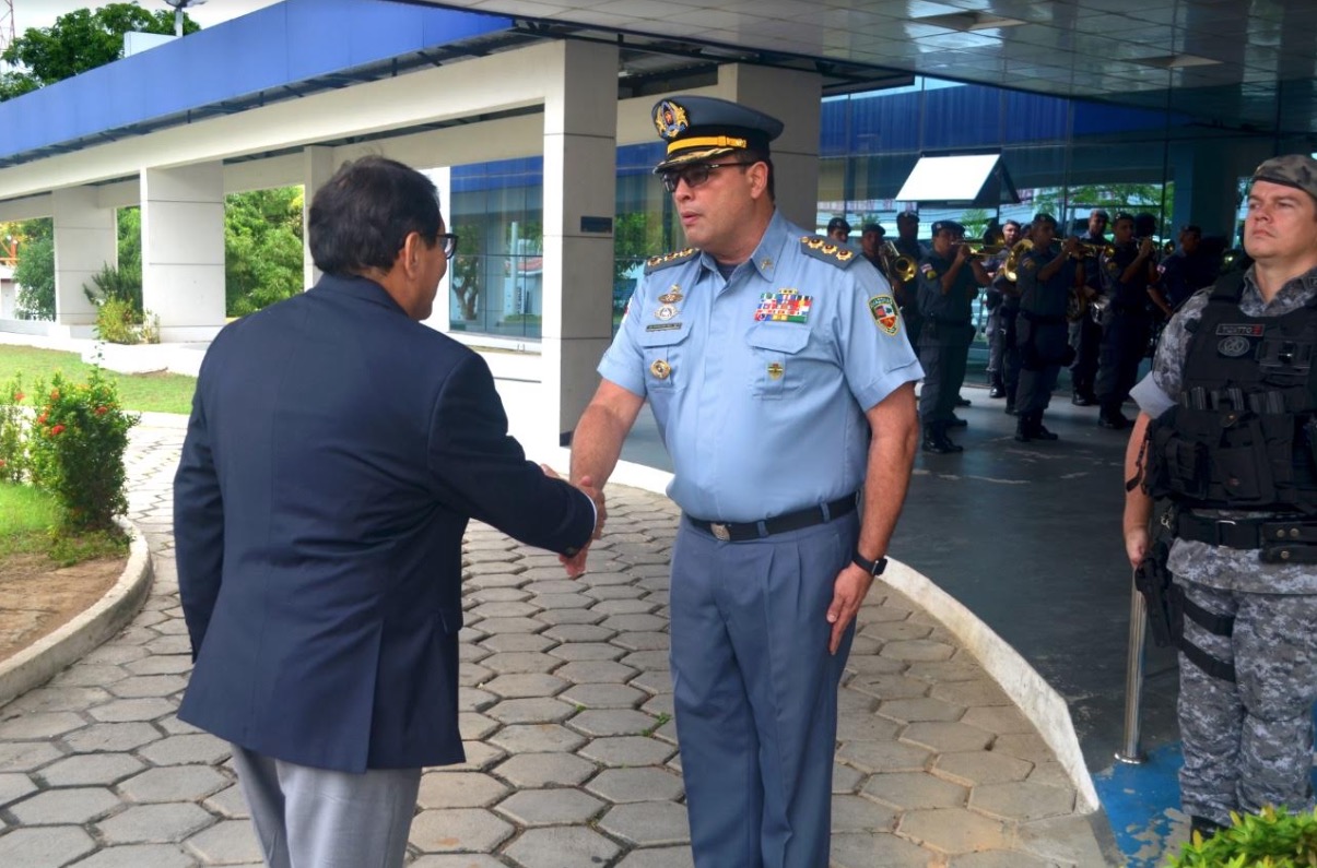 GuardiAM entrega relatório de atividades à Comissão de Transição 