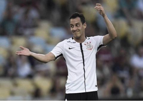 Rodriguinho se anima com valores, e Flamengo aguarda eleição para acerto