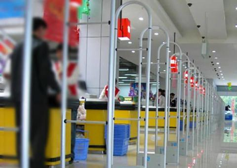  Juiz manda loja indenizar cliente após alarme antifurto ser disparado