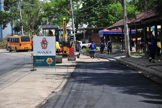 Ruas do Distrito Industrial passam por manutenção de emergência