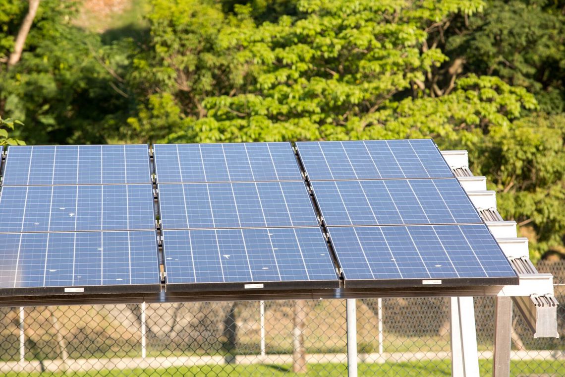 Comunidades isoladas no Amazonas recebem sistema de energia solar