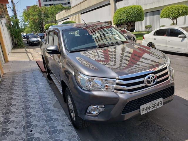 Cliente tem carro furtado de dentro do estacionamento do shopping em Manaus