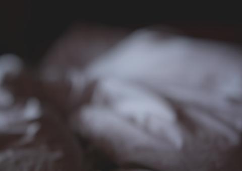 No Natal, família encontra jovem morta em cima da cama no Amazonas