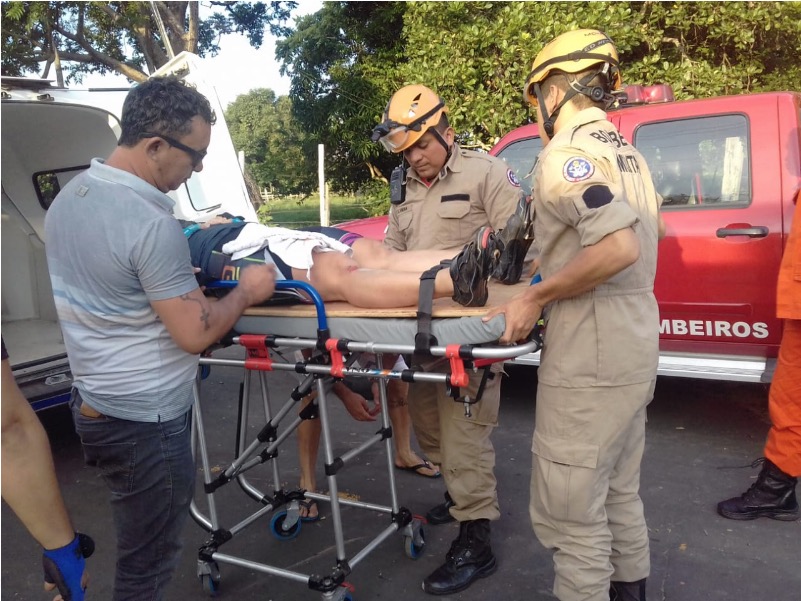 Mulher é hospitalizada após ser atingida por boi enquanto pedalava no Amazonas
