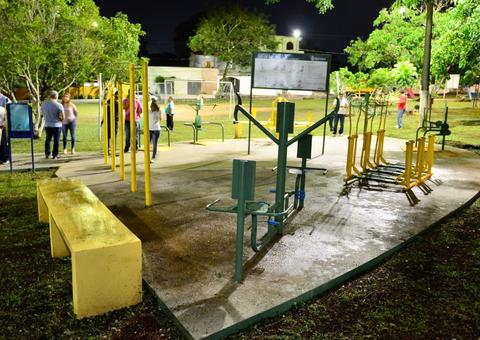 Academia ao ar livre é entregue na Zona Leste de Manaus