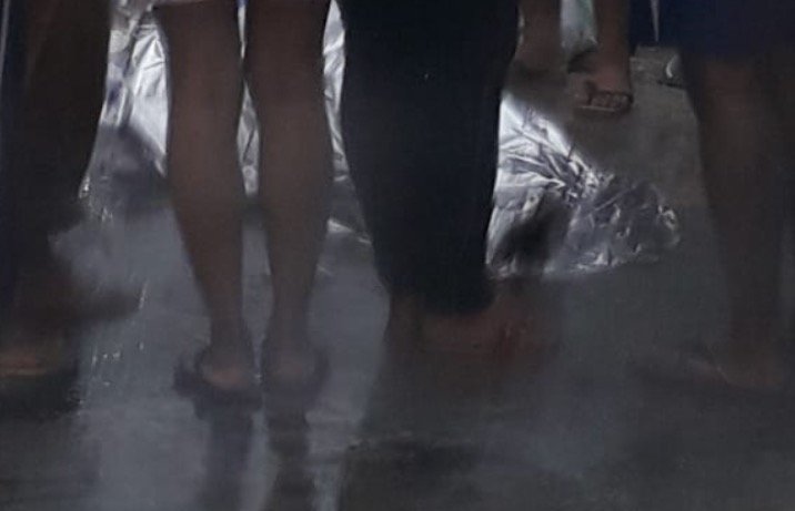 Parede de casa desaba e mata adolescente durante chuva em Manaus