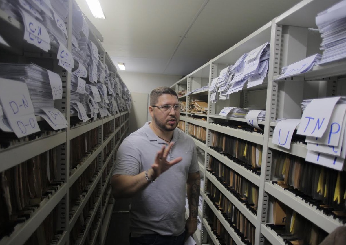 Secretário apresenta medidas para enfrentar desabastecimento de medicamentos 