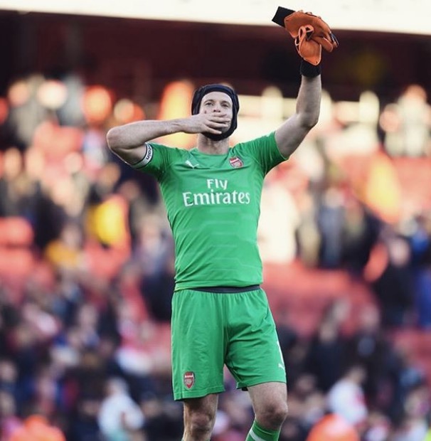 Aos 37 anos, goleiro Petr Cech anuncia aposentadoria ao final da temporada