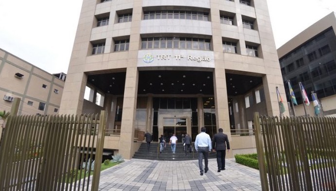 No Amazonas, Motorista receberá pensão vitalícia de R$ 64,9 mil por doença na coluna 