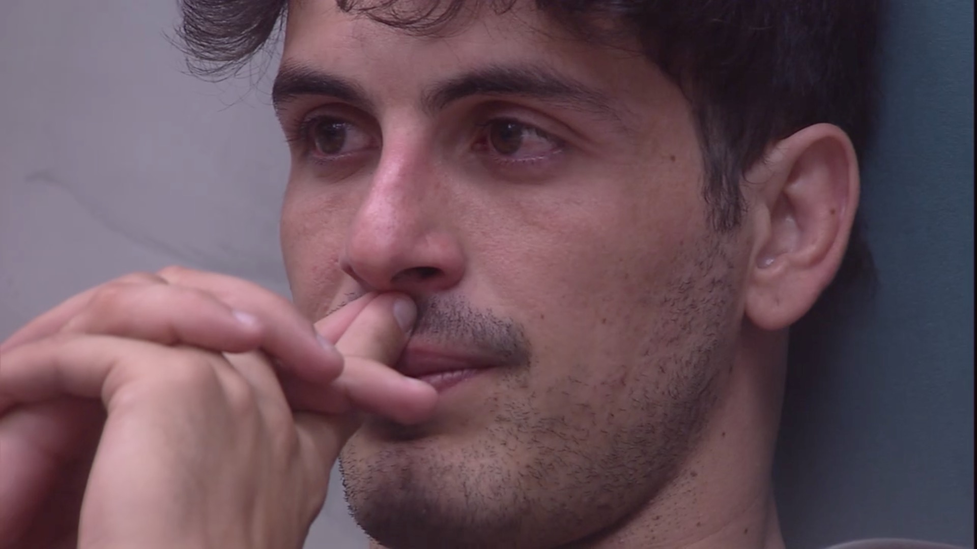 BBB19:  Maycon cai no choro após Paula dizer que ele não faz seu tipo