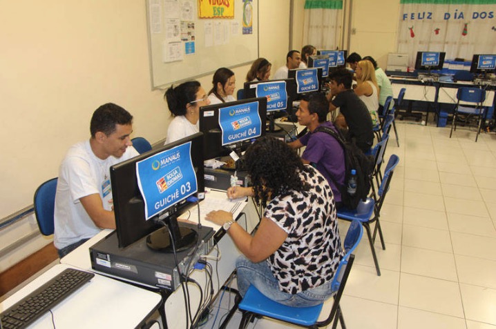 Prefeitura encerra neste domingo prazo para remanejamento do Bolsa Idiomas