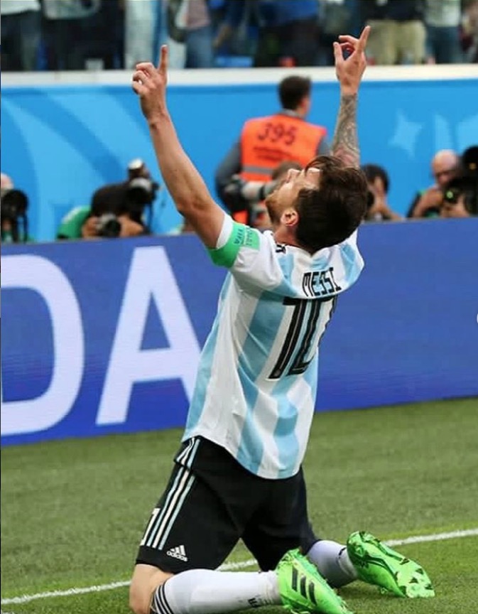 Após sete meses, Messi vai voltar à seleção argentina, diz jornal