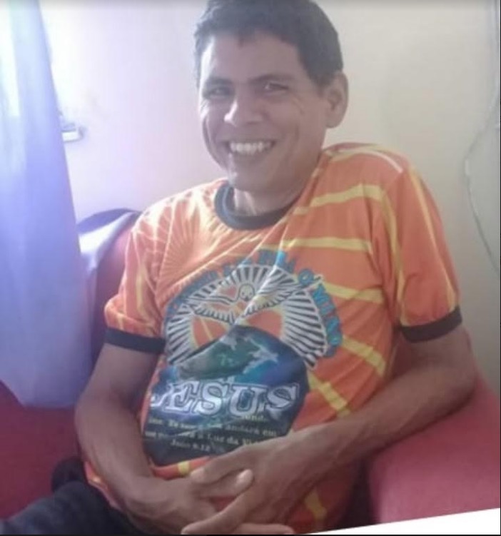 Homem com deficiência intelectual desaparece após sair de casa em Manaus