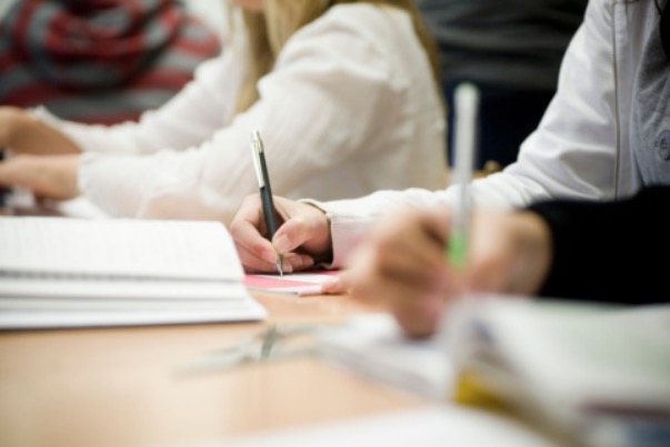 Inscrições para processo seletivo com 244 vagas iniciam na próxima quarta-feira no Amazonas