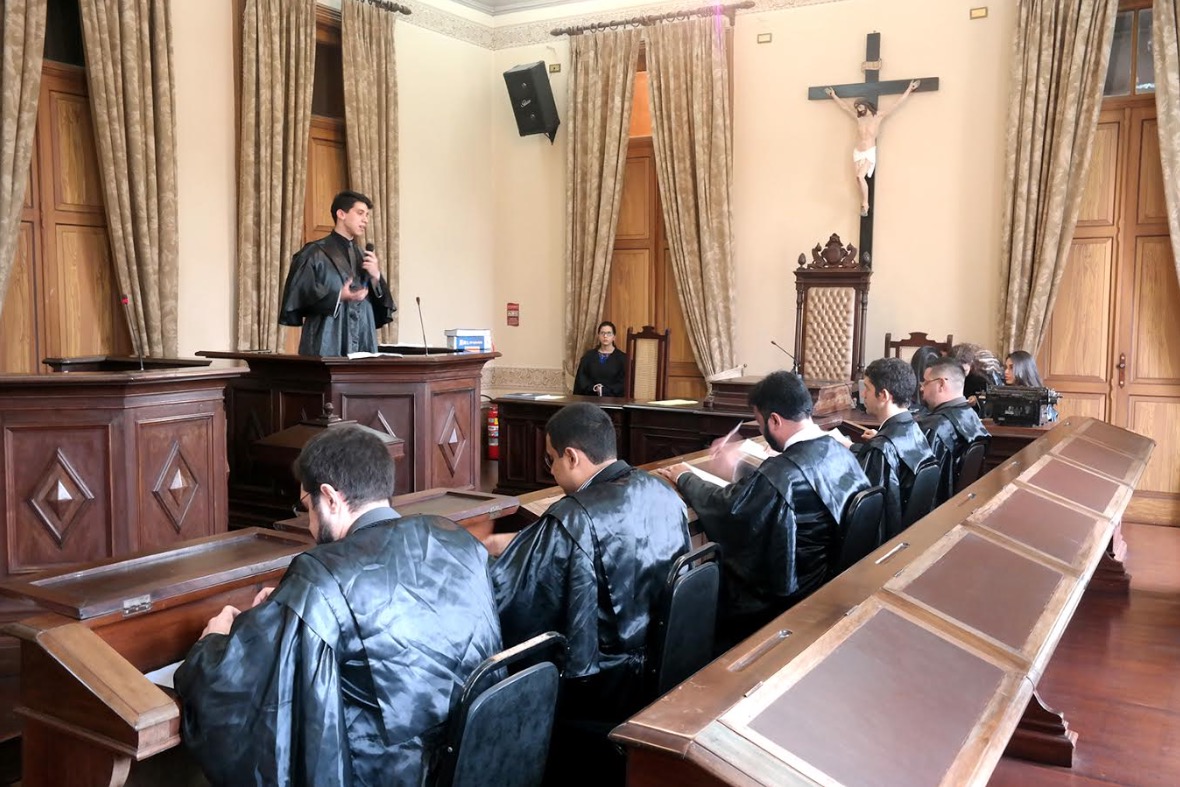 UEA promove ciclo de estudos em Direito Administrativo