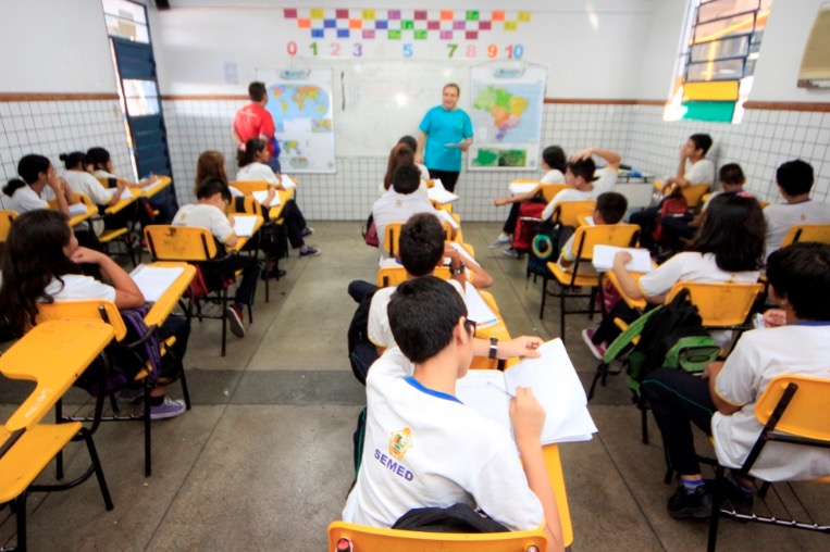 TJAM suspende Lei que proibia ‘ideologia de gênero’ nas escolas de Manaus 