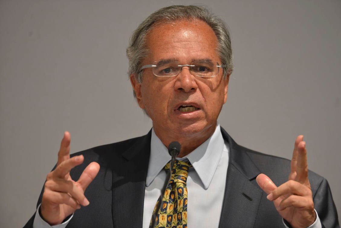 Reforma é para reduzir desigualdades e eliminar privilégios, diz Guedes