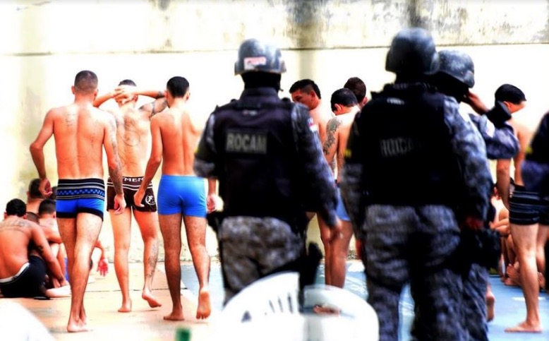 Deputado sugere que presos trabalhem e lavem roupa para custear pena no Amazonas