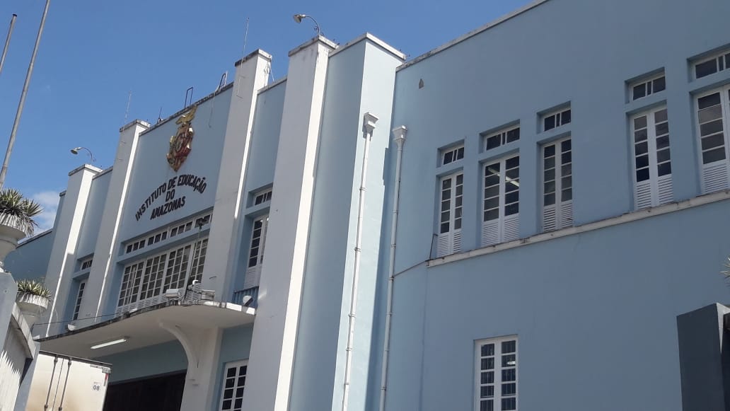 IEA permanece com aulas suspensas após confusão sobre massacre