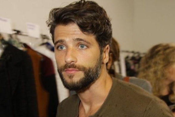 Bruno Gagliasso contrata advogado após espalharem 'fake news' sobre o ator 