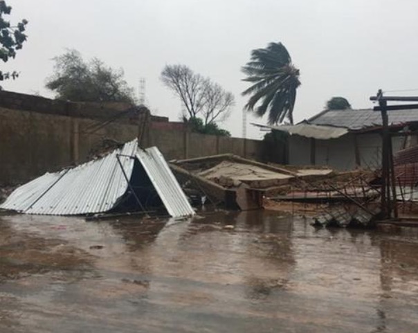 Ciclone Idai atinge Moçambique e destrói 90% da cidade da Beira 