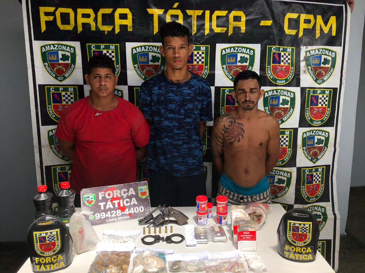 Com algemas e machado, grupo é pego torturando membro de facção rival em Manaus