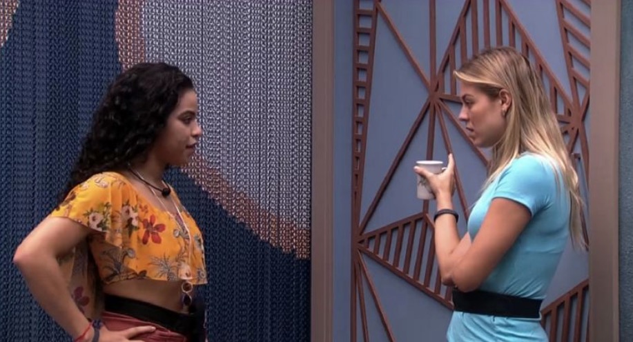 Isabella comemora saída de Elana do BBB19: ‘A justiça foi feita’