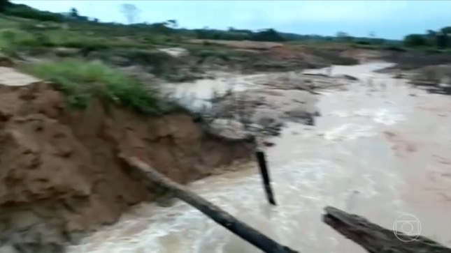 Tromba d’água provoca rompimento de barragem em Rondônia