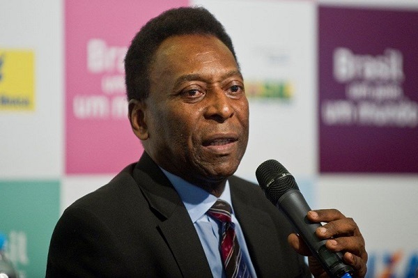 Pelé terá que passar por cirurgia para retirada de cálculo do ureter