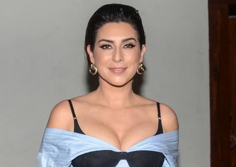 Fernanda Paes Leme posa nua para ensaio e arranca elogio de seguidores 