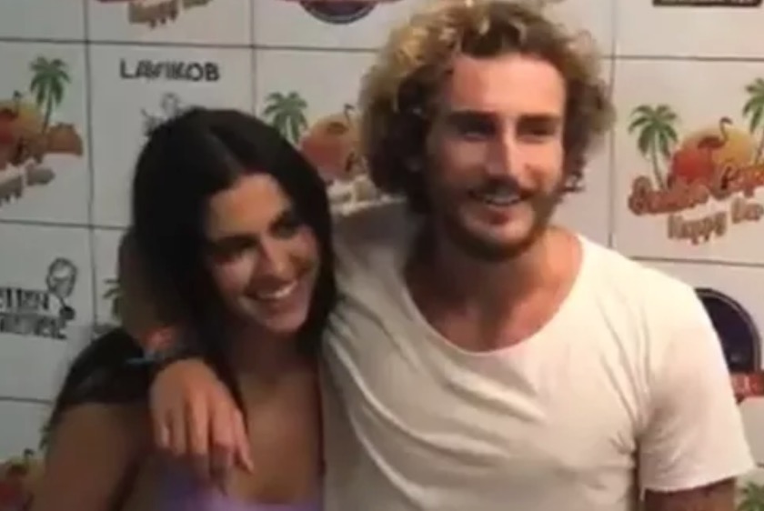Alan e Hana se beijam e fazem tatuagem juntos em festa da final do BBB 19