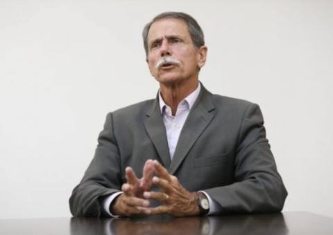 Minha reação é de achar graça, diz general alvo de buscas por fake news