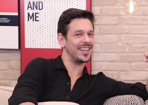 Ator da Globo, João Vicente de Castro diz que perdeu a virgindade com prima