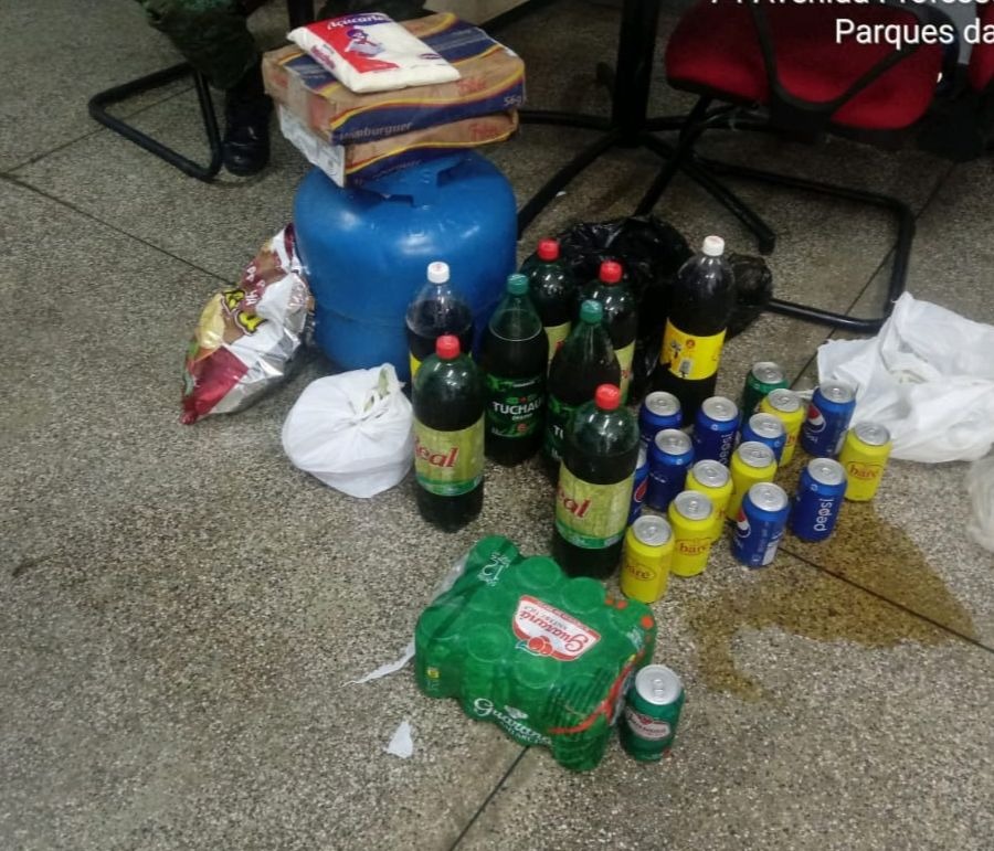 Em Manaus, homem suspeito de arrombar e furtar lanchonete é preso em flagrante