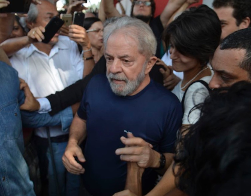 Lewandowski garante entrevista de Lula para El País e Folha de S. Paulo nesta sexta-feira 