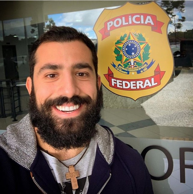 Ex-bbb Kaysar entra com pedido para ter cidadania brasileira